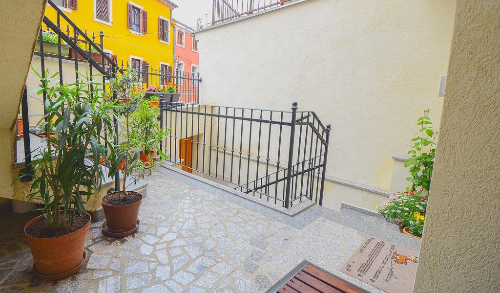E&E Apartment Arena With Free Private Parking PUY 외부 사진